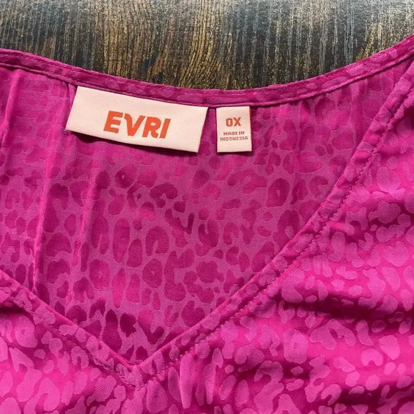 Pink long sleeve leopard print blouse sz 0X - Picture 2 of 8